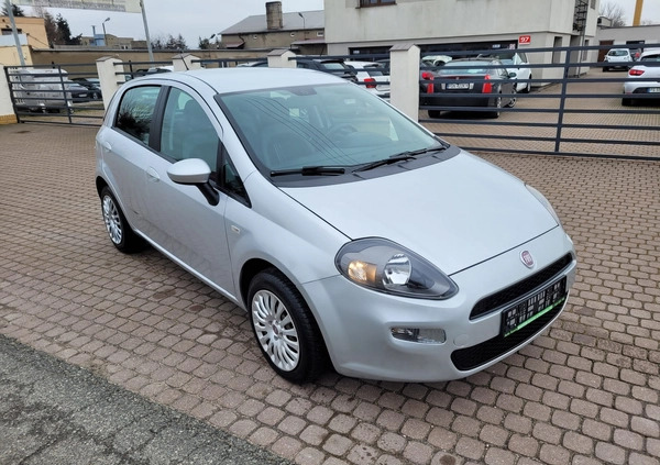 Fiat Punto cena 17900 przebieg: 160000, rok produkcji 2012 z Gniezno małe 191